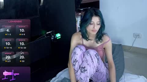 Cami  online show from 11/18/25, 02:06