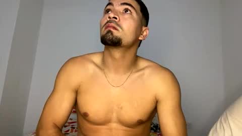 camilor_30 online show from 10/18/25, 09:32