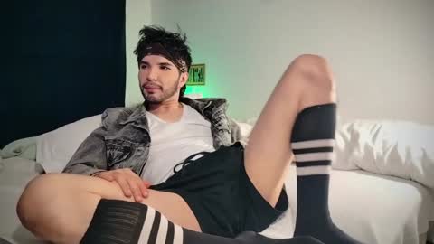 camilo online show from 02/07/25, 03:34