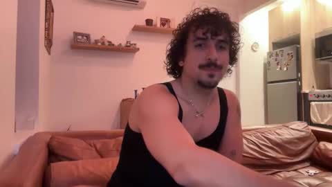 Snapshot of camiloxcalor chatting on 05/23/26, 12:38 camiloxcalor online show from 05/23/26, 12:38