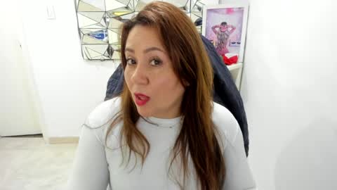 camixxx_m online show from 04/01/26, 01:41