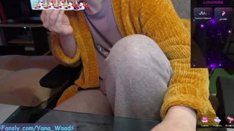Snapshot of camkitana01 chatting on 01/17/25, 03:11 Kitana online show from 01/17/25, 03:11