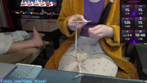 Snapshot of camkitana01 chatting on 01/22/25, 01:00 Kitana online show from 01/22/25, 01:00
