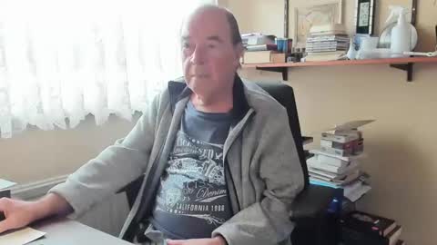 Snapshot of cammee chatting on 02/15/25, 11:17 Cammee online show from 02/15/25, 11:17