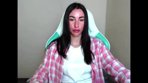 cammila horn online show from 06/15/26, 05:09