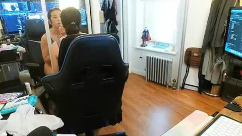 Snapshot of cammy_ho chatting on 08/05/26, 06:11 cammy_ho online show from 08/05/26, 06:11