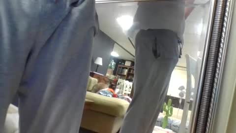 Snapshot of cammyman6900 chatting on 01/13/25, 01:49 cammyman6900 online show from 01/13/25, 01:49