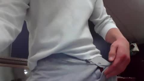 Snapshot of cammyman6900 chatting on 02/11/25, 04:56 cammyman6900 online show from 02/11/25, 04:56