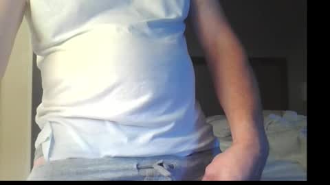 Snapshot of cammyman6900 chatting on 11/03/25, 10:10 cammyman6900 online show from 11/03/25, 10:10