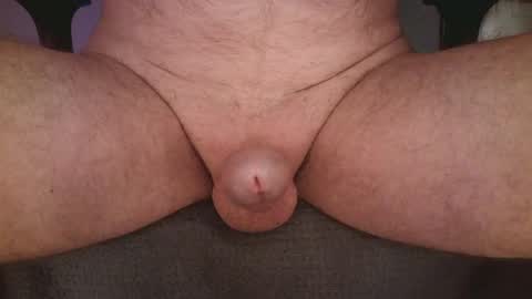 Snapshot of camster732 chatting on 12/30/24, 01:47 Camster online show from 12/30/24, 01:47