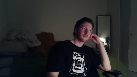 Snapshot of canadianstud18 chatting on 01/13/25, 02:18 Devon online show from 01/13/25, 02:18
