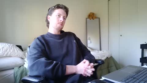 Snapshot of canadianstud18 chatting on 01/30/25, 12:07 Devon online show from 01/30/25, 12:07