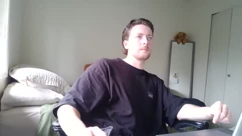 Snapshot of canadianstud18 chatting on 01/30/25, 06:00 Devon online show from 01/30/25, 06:00