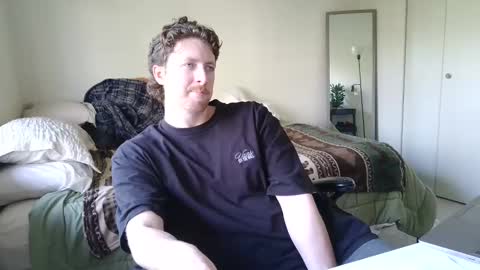 Snapshot of canadianstud18 chatting on 02/27/25, 06:53 Devon online show from 02/27/25, 06:53
