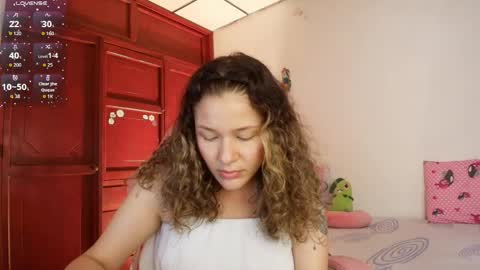 Snapshot of candase_ chatting on 06/01/26, 07:26 Candase online show from 06/01/26, 07:26