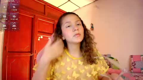 Snapshot of candase_ chatting on 06/22/26, 02:13 Candase online show from 06/22/26, 02:13