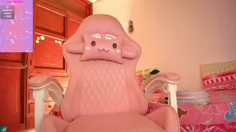 Snapshot of candase_ chatting on 07/25/26, 01:58 Candase online show from 07/25/26, 01:58