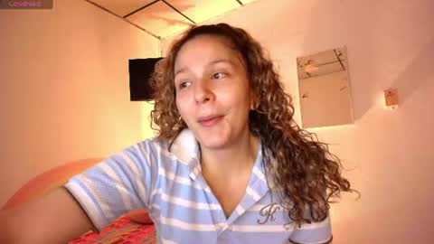 Snapshot of candase_ chatting on 08/01/26, 06:29 Candase online show from 08/01/26, 06:29