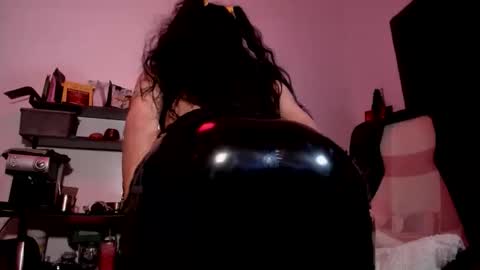 Candelaria online show from 04/12/26, 07:02