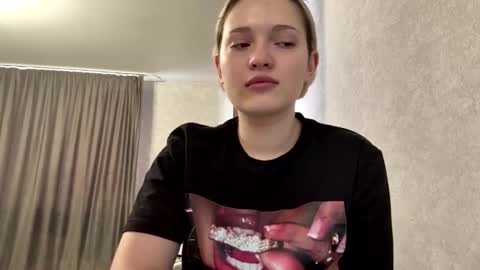 candelariahile online show from 02/09/26, 08:07