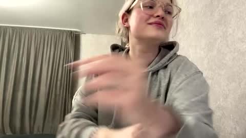 candelariahile online show from 02/12/26, 02:12