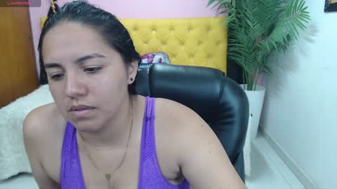 Snapshot of candiapole chatting on 01/10/25, 03:58 Candy  online show from 01/10/25, 03:58