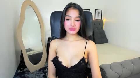 candiceferragamo online show from 09/21/25, 02:08