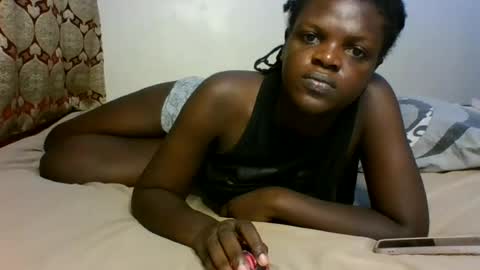 Snapshot of candiedolly chatting on 07/30/26, 12:42 Candie online show from 07/30/26, 12:42
