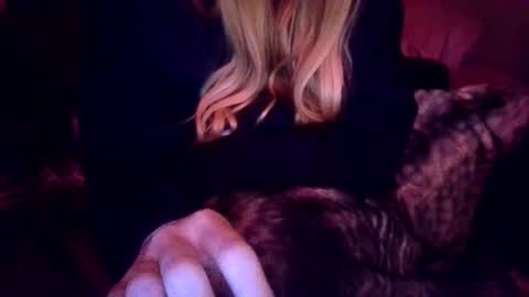 Candi online show from 11/27/25, 08:05