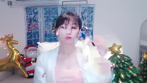 Snapshot of candy8998 chatting on 12/18/24, 02:10 candy8998 online show from 12/18/24, 02:10