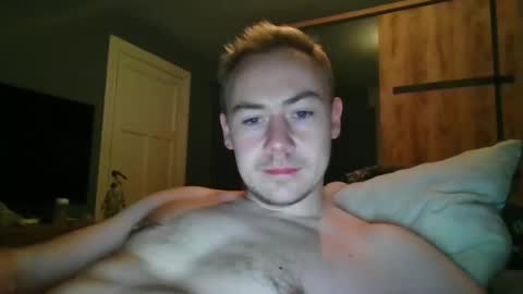 candy_boy_xoxo online show from 12/03/25, 04:16