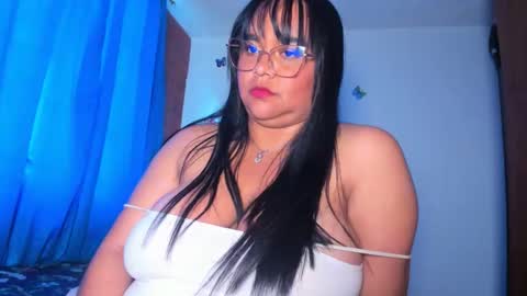 Snapshot of candy_browm1 chatting on 05/19/26, 02:01 Candy Brown online show from 05/19/26, 02:01