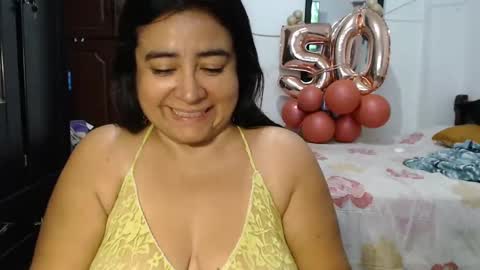 Snapshot of candy_candi chatting on 09/26/25, 03:32 lucy online show from 09/26/25, 03:32