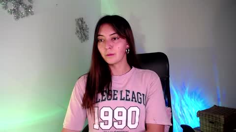 Snapshot of candy_canee chatting on 01/17/25, 08:55   online show from 01/17/25, 08:55