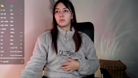 Snapshot of candy_canee chatting on 01/25/25, 02:58   online show from 01/25/25, 02:58