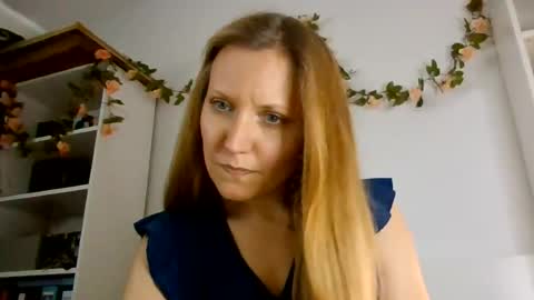 Snapshot of candy_cougar82 chatting on 06/22/26, 09:50 Candy Cougar online show from 06/22/26, 09:50