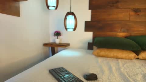 Jolie online show from 02/02/26, 08:07