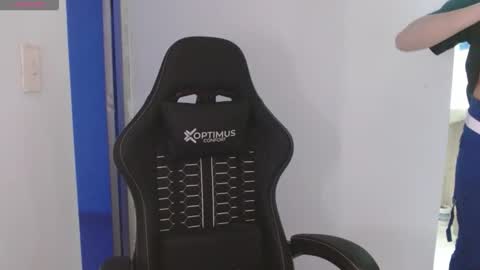 candy_giuliana21 online show from 02/18/26, 01:01