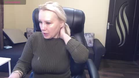 Snapshot of candy_hellenx chatting on 04/01/26, 07:20 candy_hellenx online show from 04/01/26, 07:20