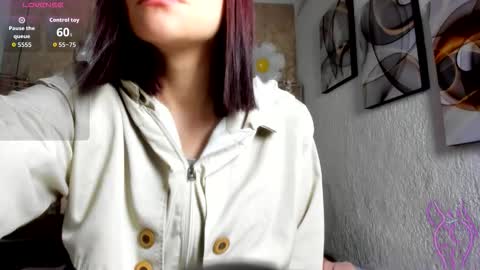 Candy hot online show from 11/01/25, 02:52