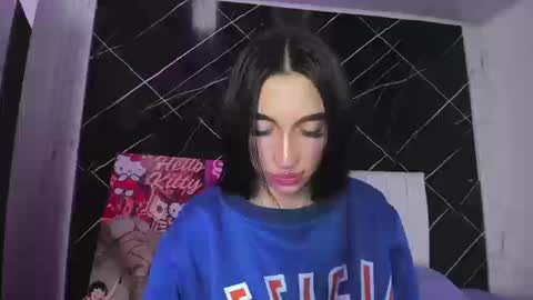 Leila  online show from 03/13/26, 04:08