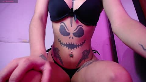 Snapshot of candy_scarce16 chatting on 10/08/25, 09:01 Sharon online show from 10/08/25, 09:01