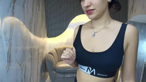 Candy  online show from 04/19/26, 03:06