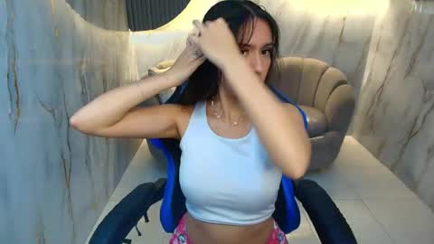 Snapshot of candy_sky_r chatting on 05/15/26, 03:24 Candy online show from 05/15/26, 03:24