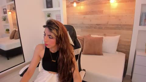 CANDY online show from 12/16/25, 07:19