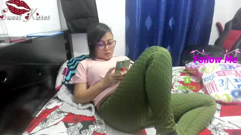 candy_val online show from 01/19/25, 05:37