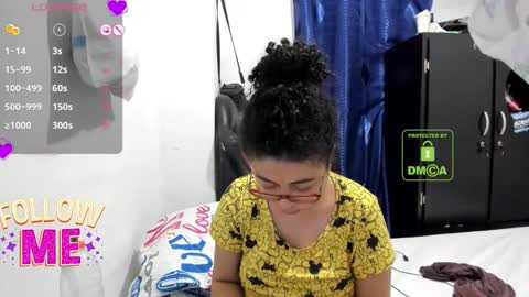 candy_val online show from 01/08/26, 07:21