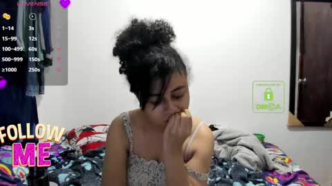 candy_val online show from 04/27/26, 05:27