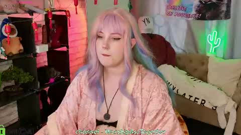 Mary online show from 06/20/26, 01:19