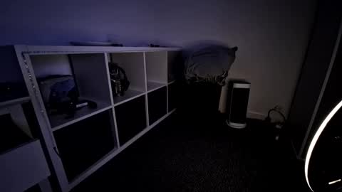 Candy Boy online show from 11/19/25, 07:36